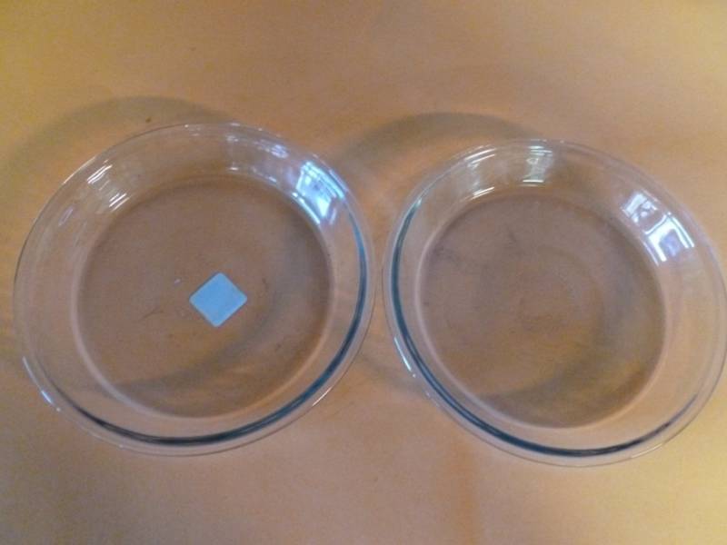 lot 359 image: Pyrex