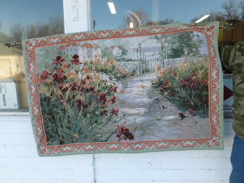 lot 375 image: Wall Tapestry