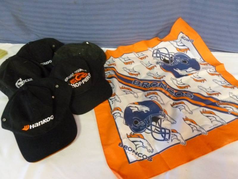 lot 395 image: Denver Broncos Collectible