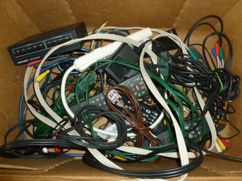 lot 426 image: Audio Cords