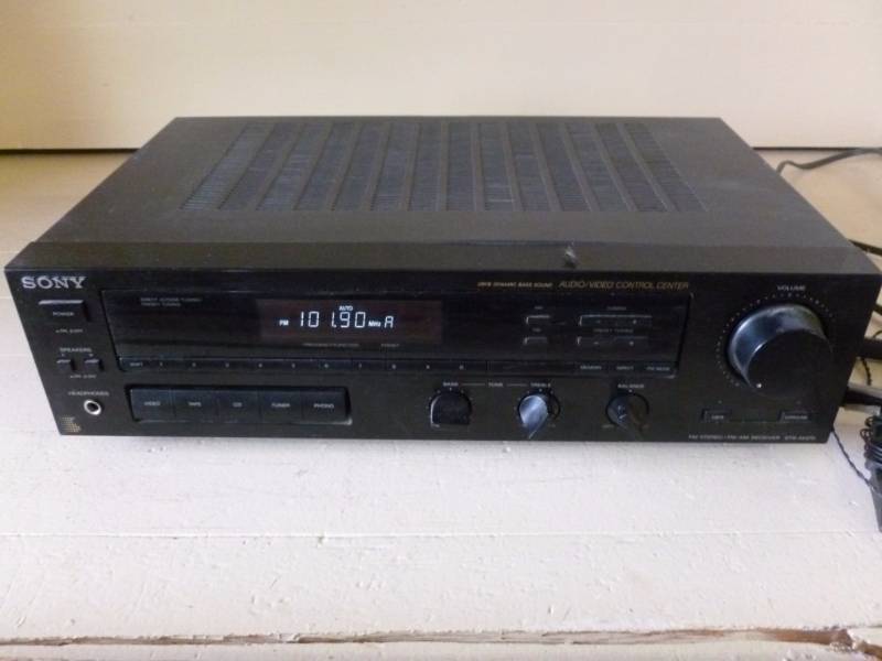 lot 429 image: Sony Receiver