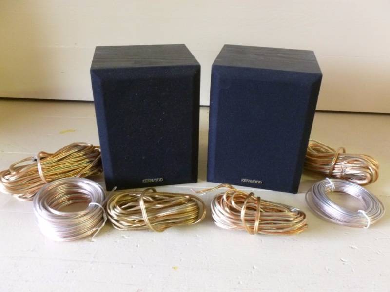 lot 436 image: Kenwood Speaker