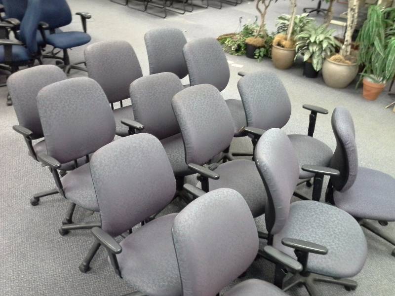 (12) Office Chairs