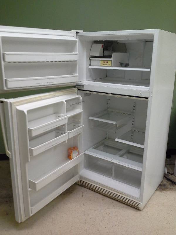 Amana Refrigerator