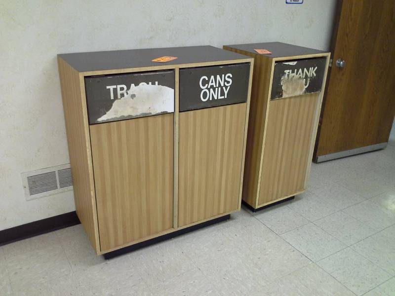 (2) Trash Receptacles
