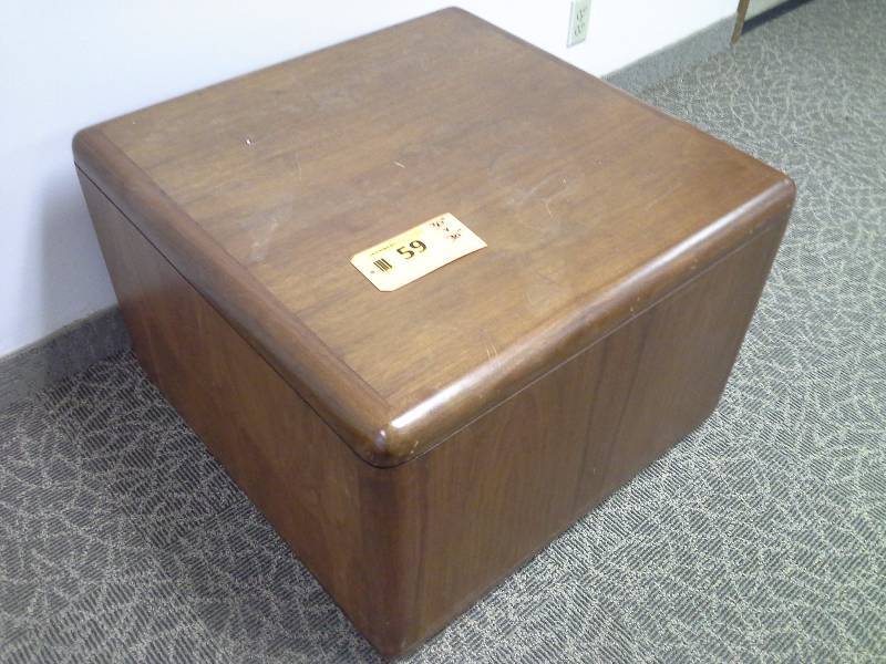 End-Table