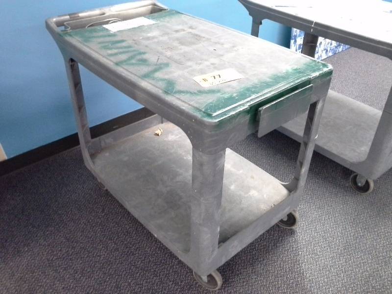Rubbermaid Utility Cart