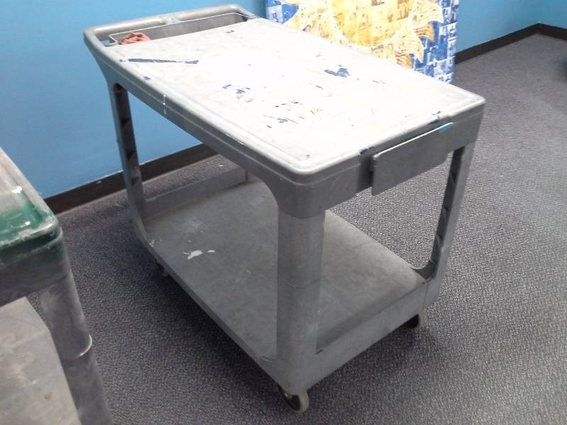 Rubbermaid Utility Cart