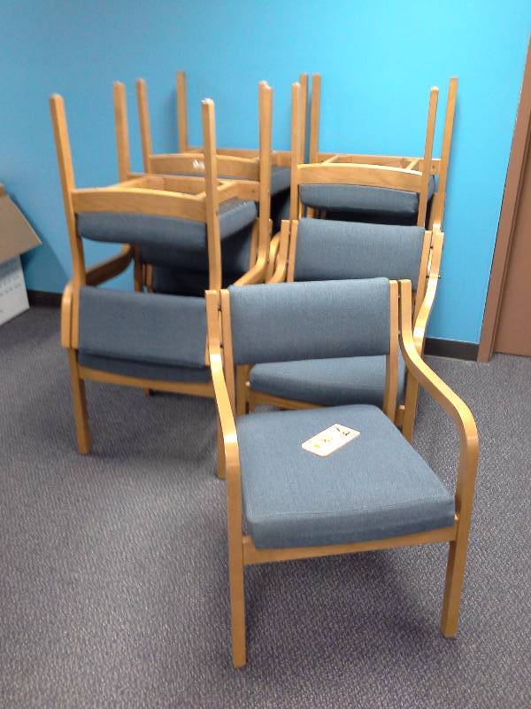 (8) Office Chairs