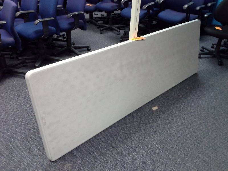 8 Plastic Folding Table