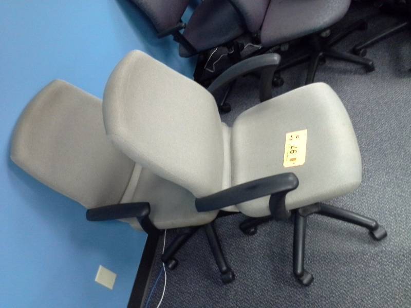 (2) Office Chairs