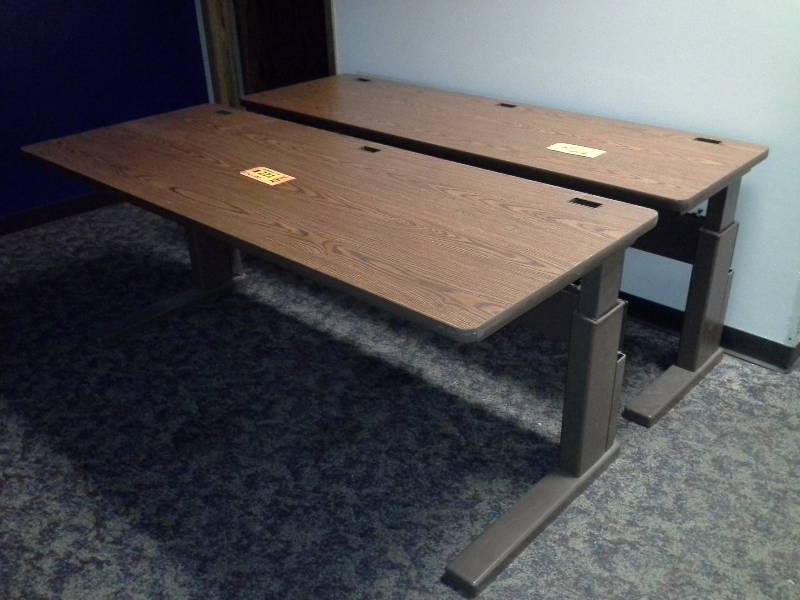 (1) Training Table
