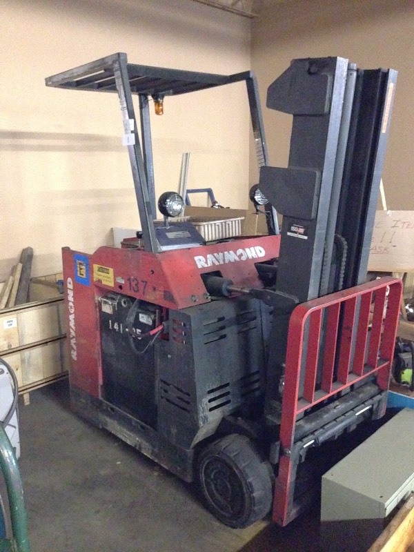 Raymond stand up forklift  Cherry Picker