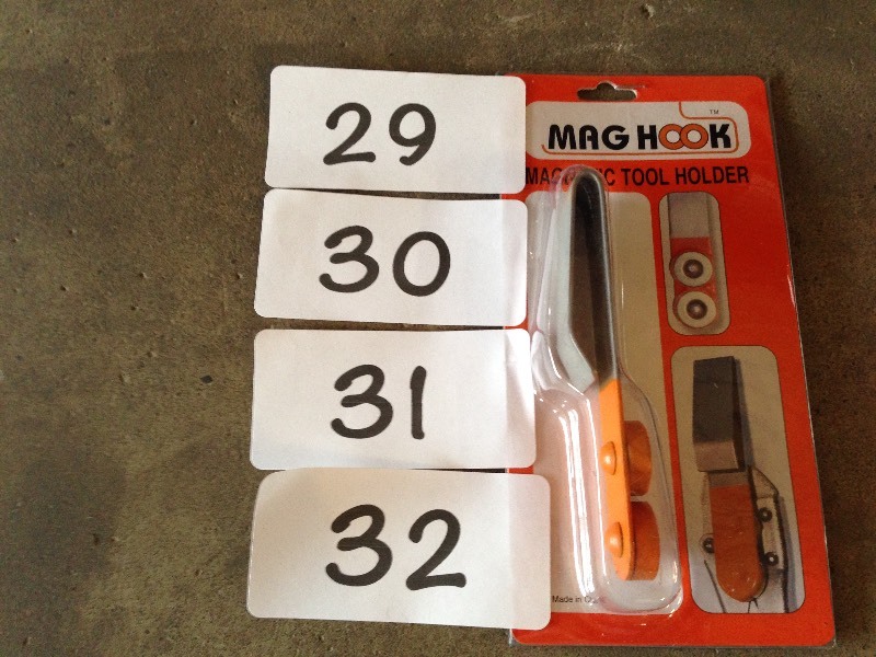 Lot of 5 Mag Hooks
