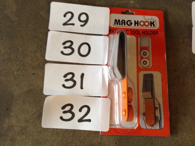 Lot of 5 Mag Hooks