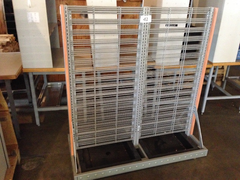 Retail rack