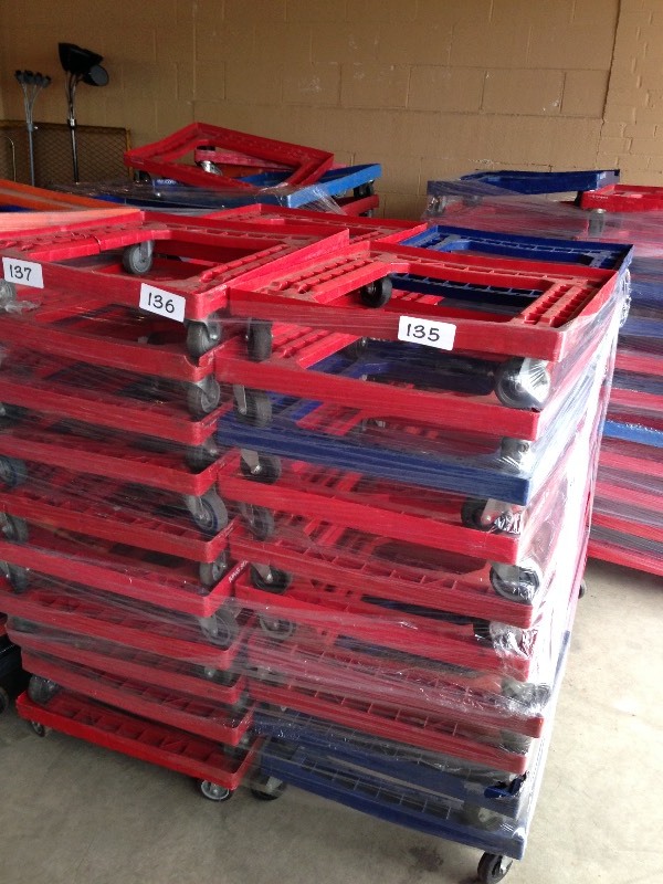 Lot of 10 plastic rolling carts. Choice of 10 from this bundle.
