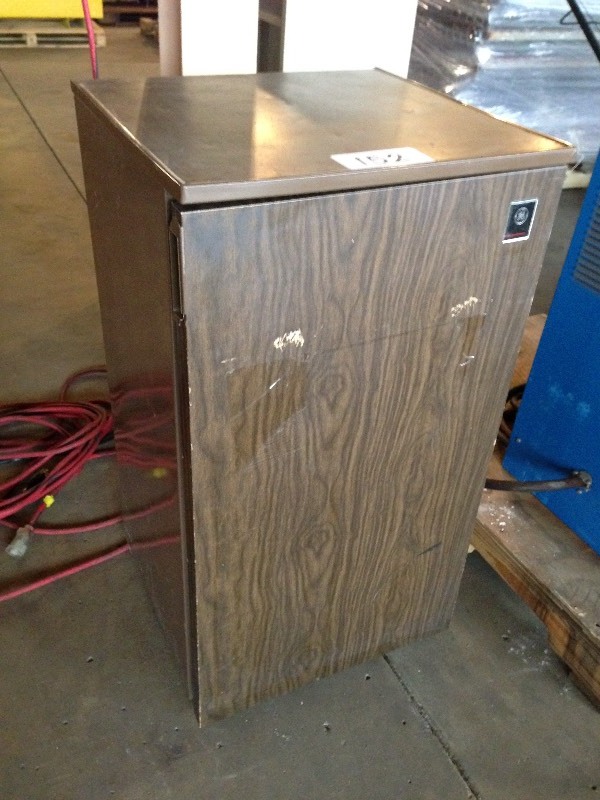 Small refrigerator