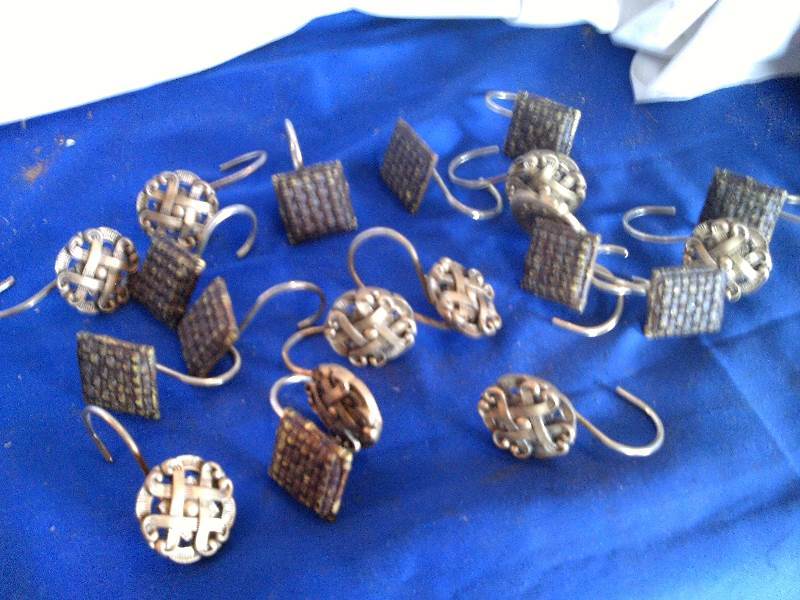 mtal hangers
