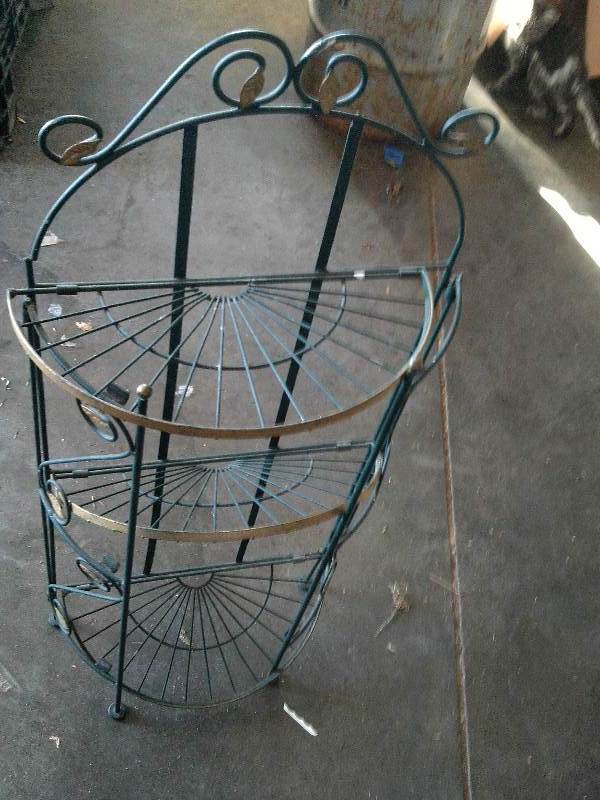 metal folding stand
