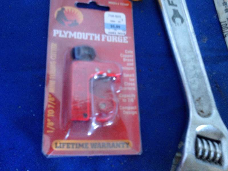 pipe cutter and hack saw blades