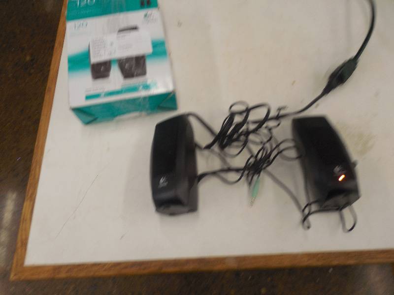 lot 14 image: LOGITECH S120  SPEAKER SET