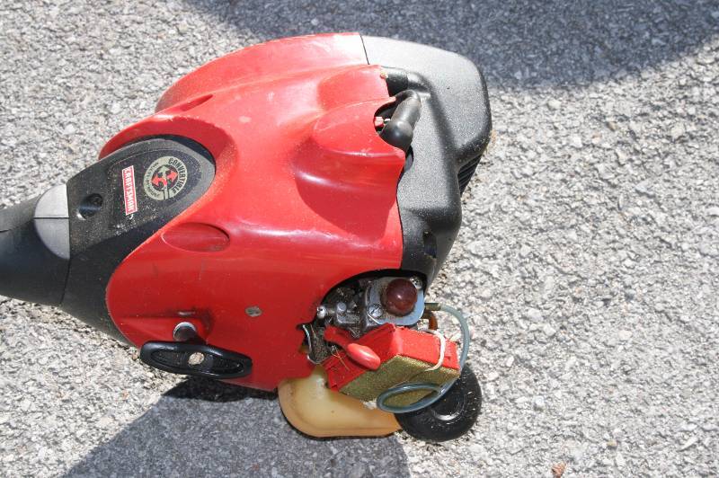 Craftsman gas weedeater