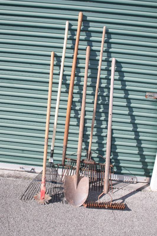 Mixed hand tools
