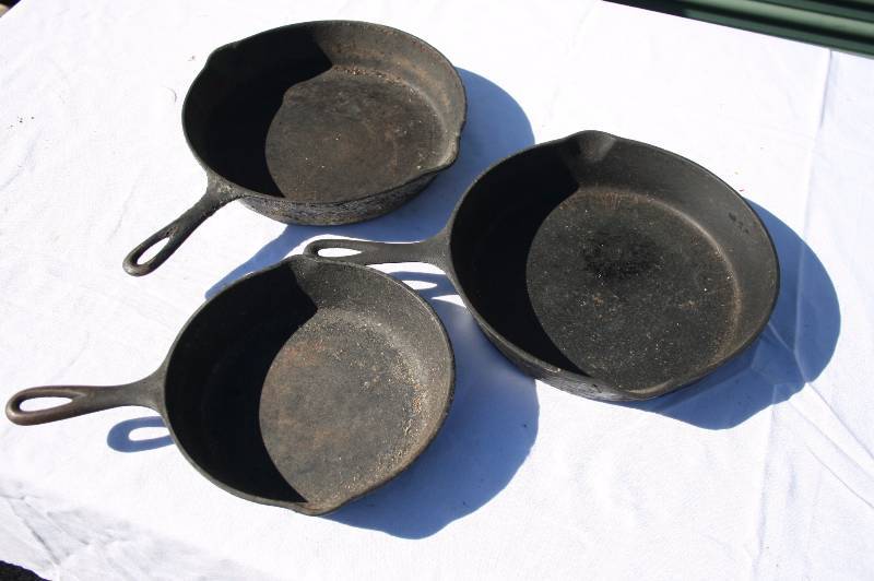 3 Iron skillets