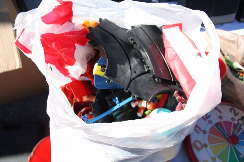 Miscellaneous toys