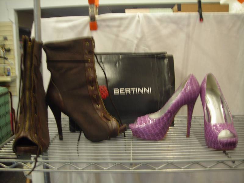 2 Pair High Heels Size 8 12