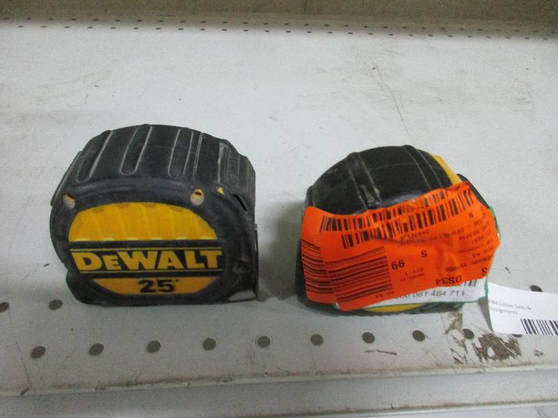 2 Tape measures