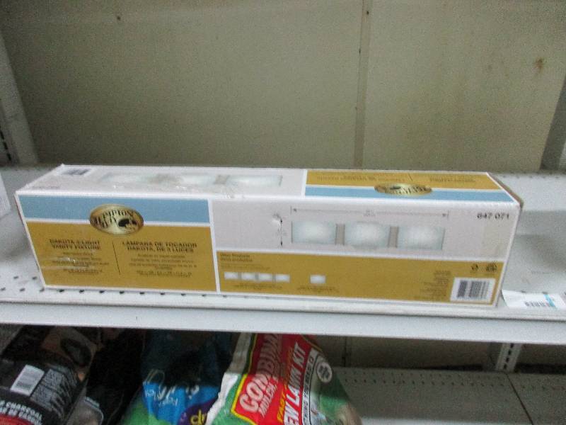 3 Light Vanity fixture