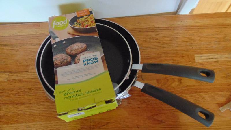 Food Network Set of 2 enamel nonstick skillets