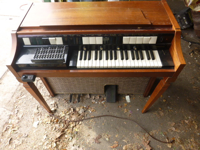 Hammond Organ