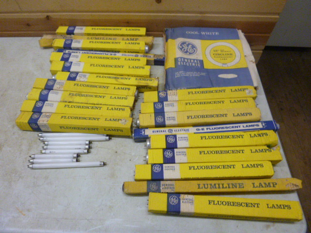 Miscellaneous Fluorescent Light Bulbs