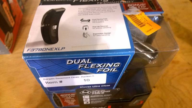 Remington Dual Flexing Foil Mens Shaver. Retail Value $26.98