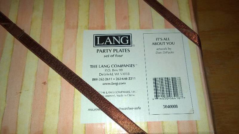 Lang Cupcake Party Plates