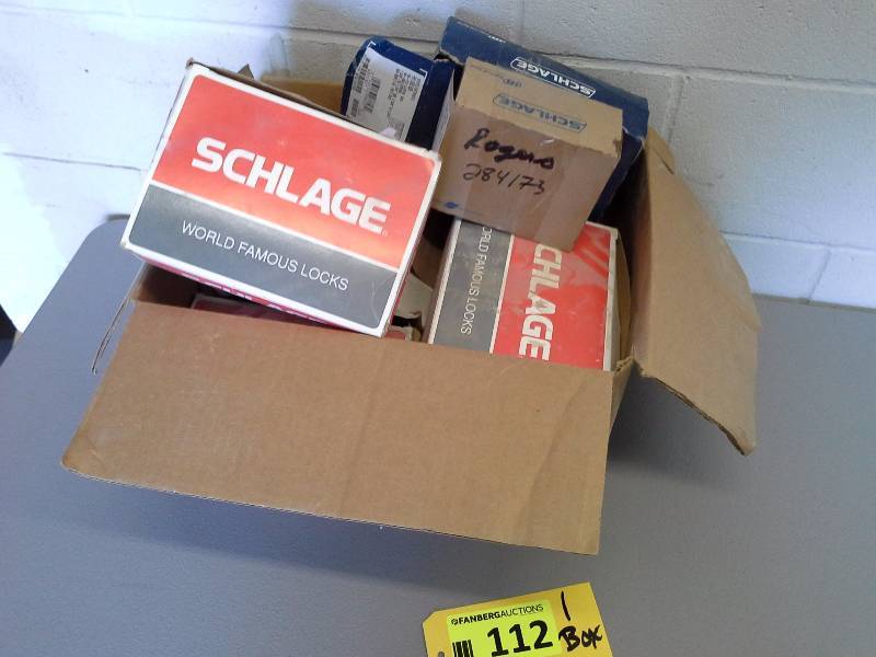 Door Knob Lot (1 Box)