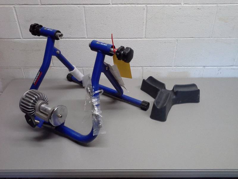 Blackburn Trackstand Fluid