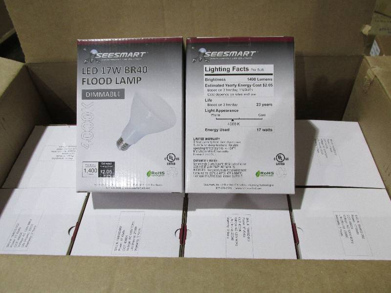 Lot of 8 LED lights  17 watts...