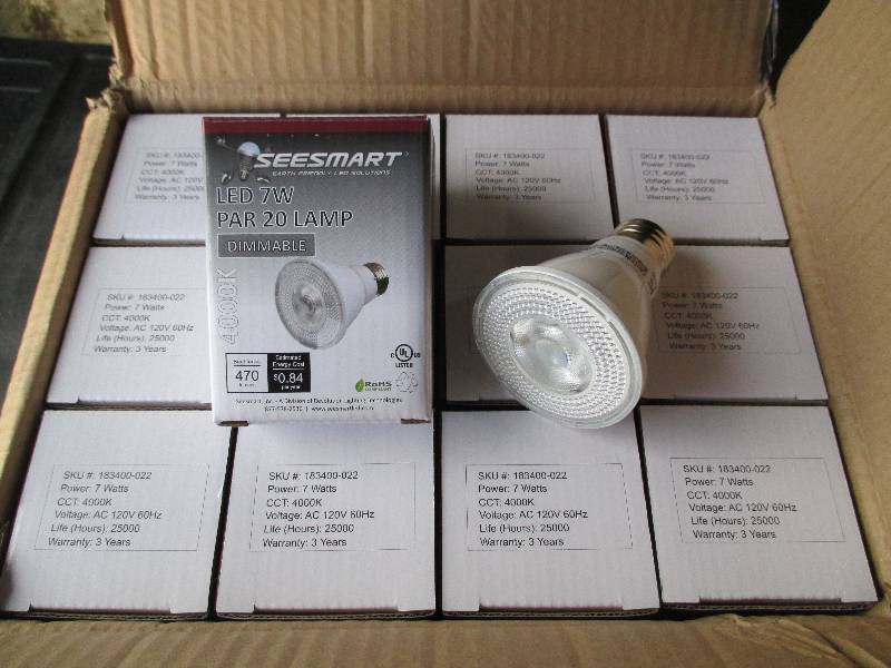 1 case of 24 LED Lights, PAR 20, 7W...