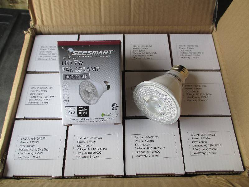 1 case of 24 LED Lights, PAR 20, 7W...