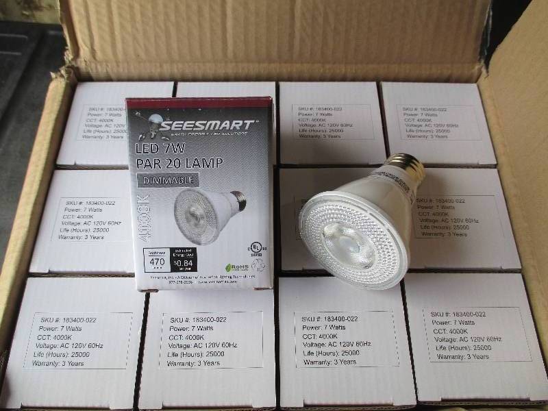 1 case of 24 LED Lights, PAR 20, 7W...