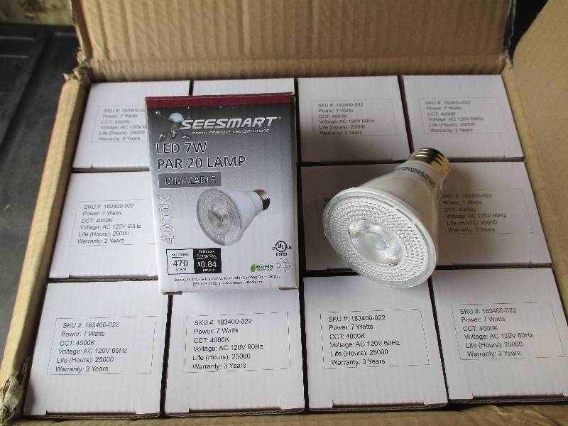 1 case of 24 LED Lights, PAR 20, 7W...
