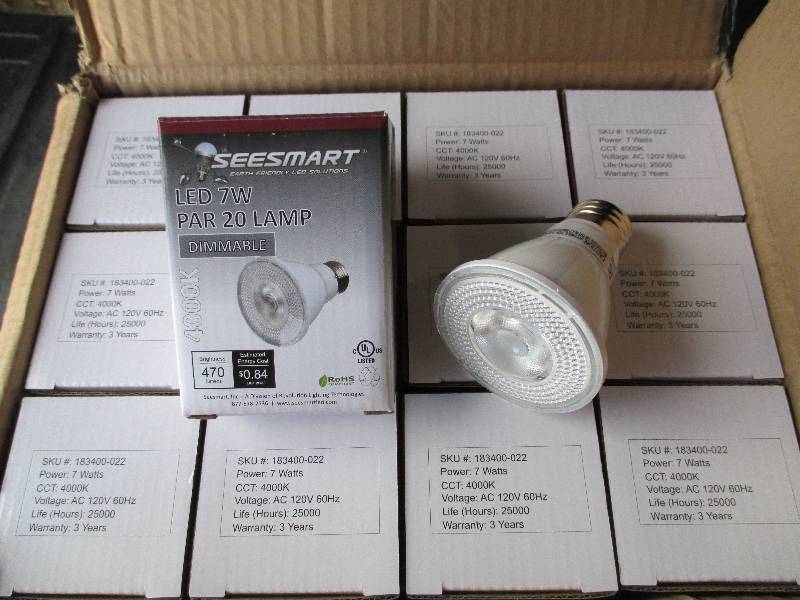1 case of 24 LED Lights, PAR 20, 7W...