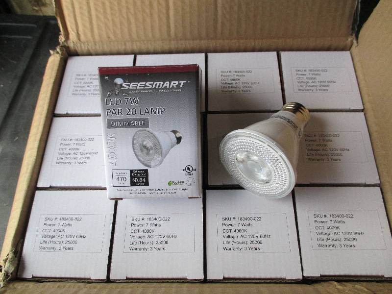 1 case of 24 LED Lights, PAR 20, 7W...