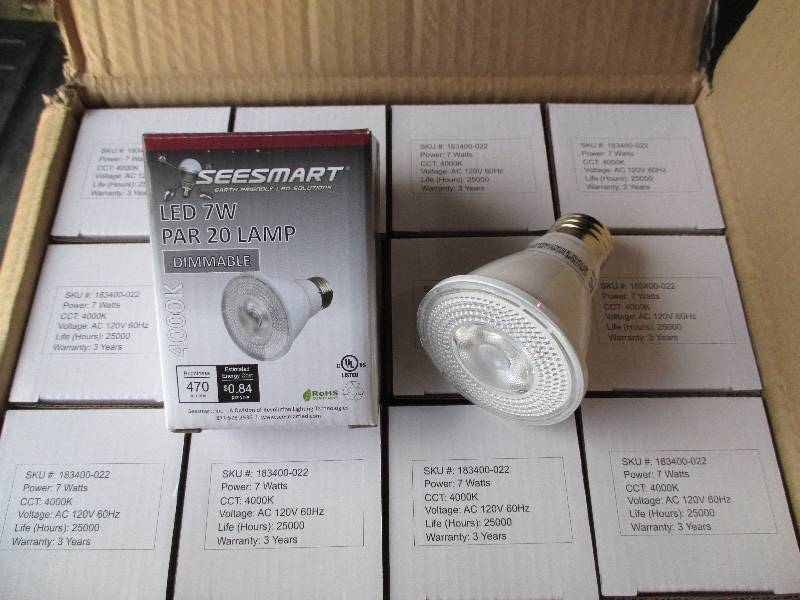 1 case of 24 LED Lights, PAR 20, 7W...