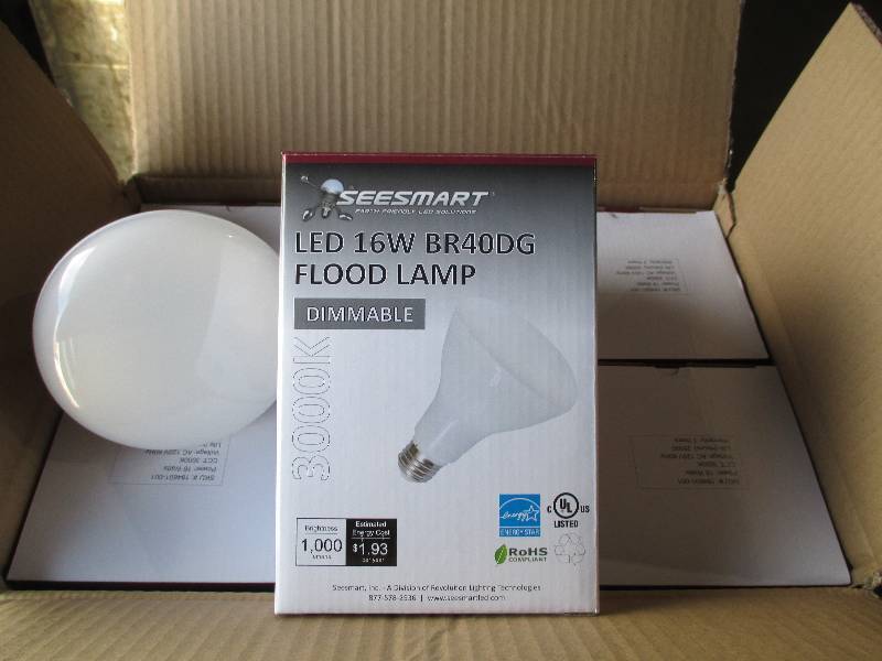 1 case of 12 LED lights, G4 HP 16W ...