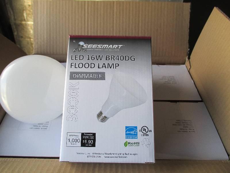 1 case of 12 LED lights, G4 HP 16W ...
